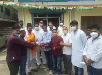 अखिल भारतीय कांग्रेस कमेटी टिहरी जनपद समन्वयक राहुल चौहान ने टिहरी में कार्यकर्ताओं को भाजपा सरकार की नाकामियों को जनता के बीच ले जाने को कहा ।
