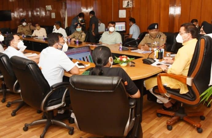 नहीं होगी कांवड़ यात्रा, सीएम धामी ने कहा मनुष्य जीवन की रक्षा सर्वोच्च प्राथमिकता।