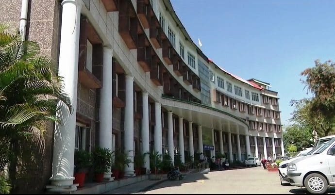 उत्तराखंड में IAS के बम्फर तबादले, देखें पूरी लिस्ट किस किस को क्या मिली जिम्मेदारी।