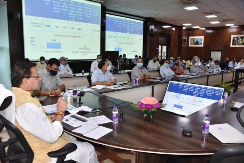 1 से 15 सितम्बर तक जनपदों में लगेंगे स्वरोजगार कैम्प, स्वरोजगार योजनाओं की समीक्षा करते हुए समय से पूरे करने के मुख्यमंत्री ने दिए निर्देश।