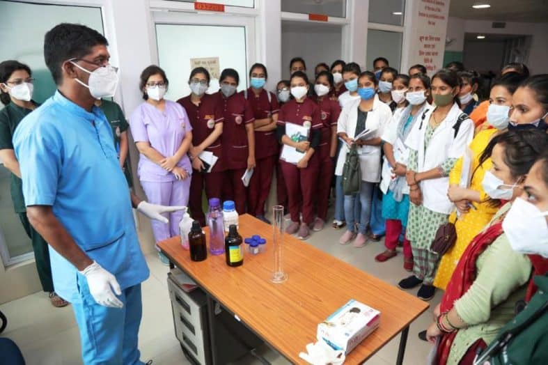 अब उत्तराखंड के प्राथमिक और सामुदायिक स्वास्थ्य केंद्रों में भी उपलब्ध हो सकेगी सर्वाइकल कैंसर के परीक्षण की सुविधा।