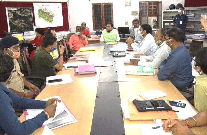 मुख्यमंत्री धामी ने किया आपदा प्रबंधन केन्द्र का निरीक्षण, 24 घंटे एलर्ट रहकर हर स्थिति से निपटने के लिये तैयार रहने के दिये निर्देश।
