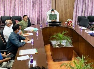 केन्द्रीय रक्षा राज्य मंत्री अजय भट्ट ने कहा आपदा ग्रस्त क्षेत्रों एवं सीमान्त क्षेत्रों में लोक निर्माण विभाग और बी.आर.ओ. मिलकर कार्य करें।