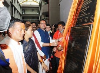 मुख्यमंत्री ने अल्मोड़ा जनपद के लिए कई योजनाओं का लोकार्पण और शिलान्यास कर लगाई झड़ी।