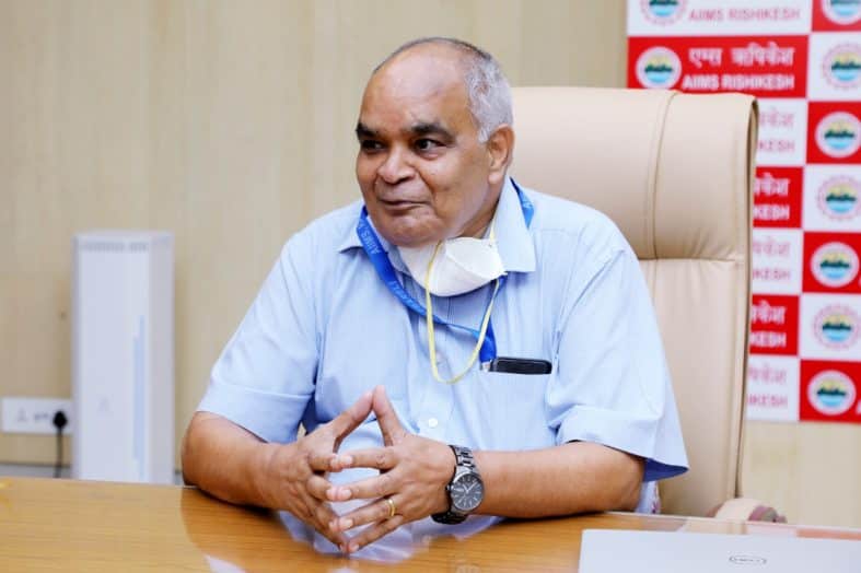 फैकल्टी एसोसिएशन ऑफ एम्स ऋषिकेश के पदाधिकारी व सदस्यों ने एम्स के नवनियुक्त निदेशक प्रो. राजवंशी से मुलाकात कर बधाई देते हुए अपनी मांगों को भी रखा।