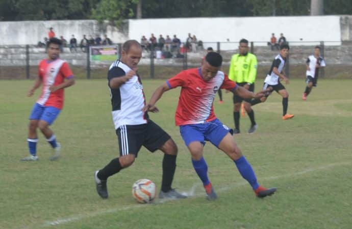 कर्नल आरसी शर्मा मेमोरियल दून सॉकर कप में दून वैली ने रोंगफा एफसी को 6-0 से दी शिकस्त।