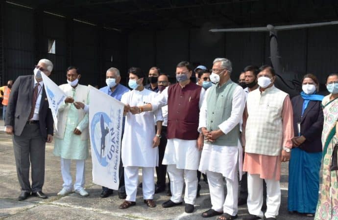 उत्तराखण्ड में 7 नई हेली सेवाओं के शुभारम्भ के मौके पर सिंधिया ने कहा कि नागरिक उड्डयन और पर्यटन एक ही सिक्के के दो पहलू।