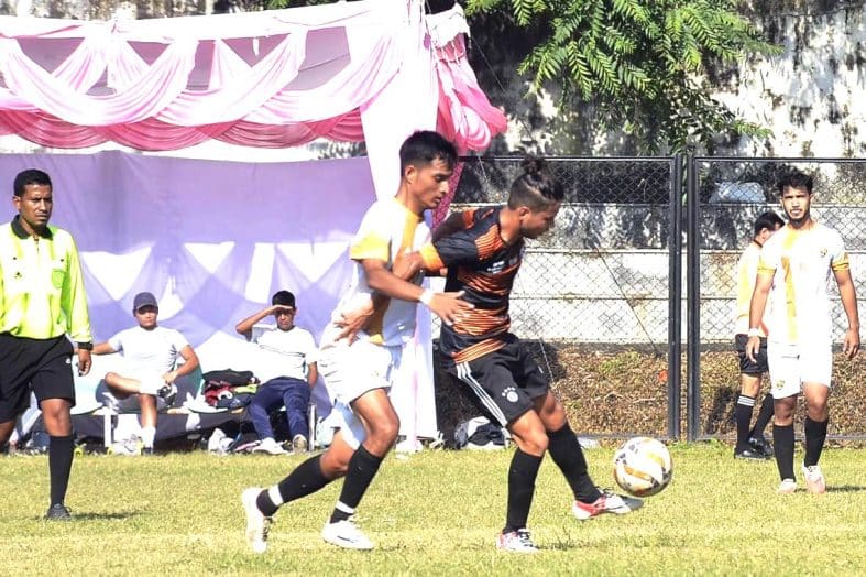 कर्नल आरसी शर्मा मेमोरियल दून सॉकर कप सेमीफाइनल में पहुंचे बीएससी ब्वॉयज और अधोईवाला ब्वॉयज।