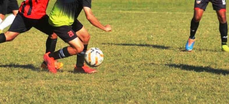 रविवार को टूर्नामेंट में दून वैली और हिमालयन यूनाइटेड एफसी में होगी खिताबी भिड़ंत।