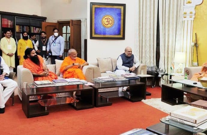 केन्द्रीय गृहमंत्री अमित शाह ने हरिद्वार में संतों से की भेंट साथ ही आयोजित कार्यक्रम में किया प्रतिभाग।