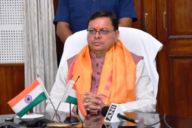 प्रदेश में पारदर्शी ढंग से चयन प्रक्रिया सुनिश्चित करने की व्यवस्था के लिए मुख्यमंत्री धामी ने मुख्य सचिव को दिए निर्देश ।