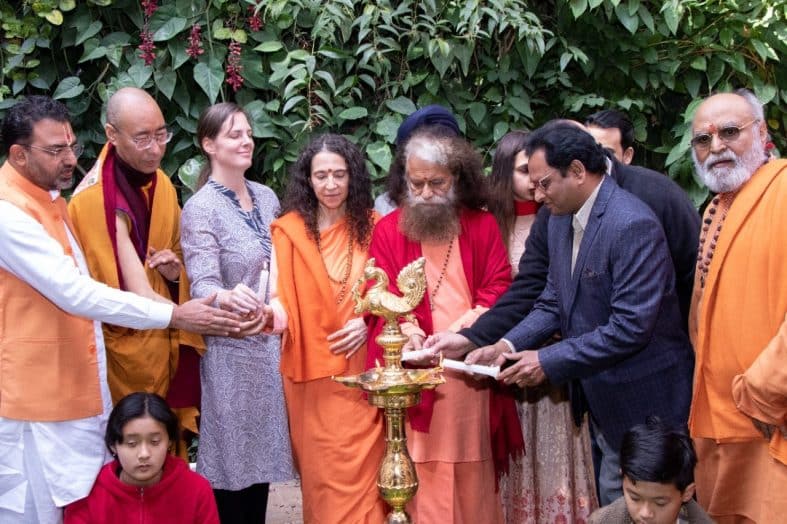 परमार्थ निकेतन में पर्यावरण संरक्षण के लिए धर्मगुरूओं का महासंगम, हमें प्रकृति का पहरेदार और पैरोकार बनना होगा ।