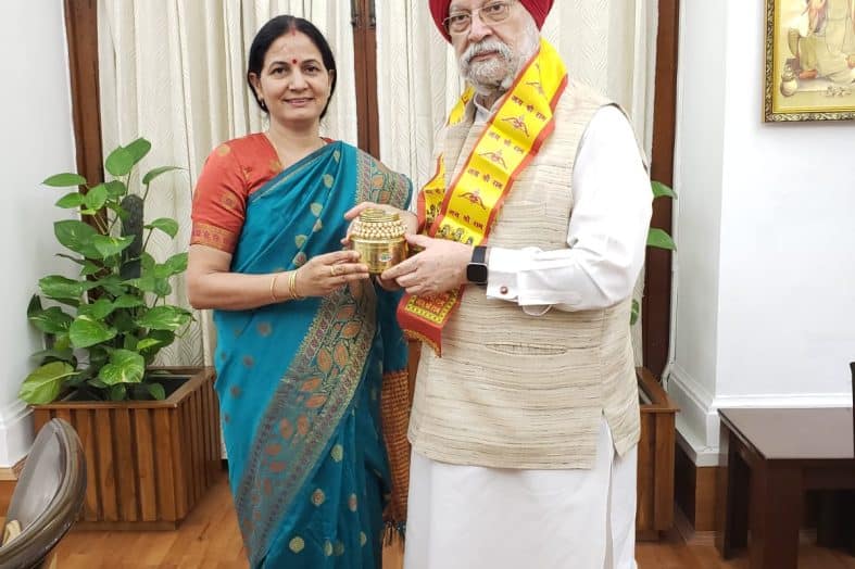 मेयर अनिता ममगाई ने ऐसा क्या कहा कि हैरान हो गए केंद्रीय शहरी मंत्री हरदीप पुरी, जानें पूरा मामला।