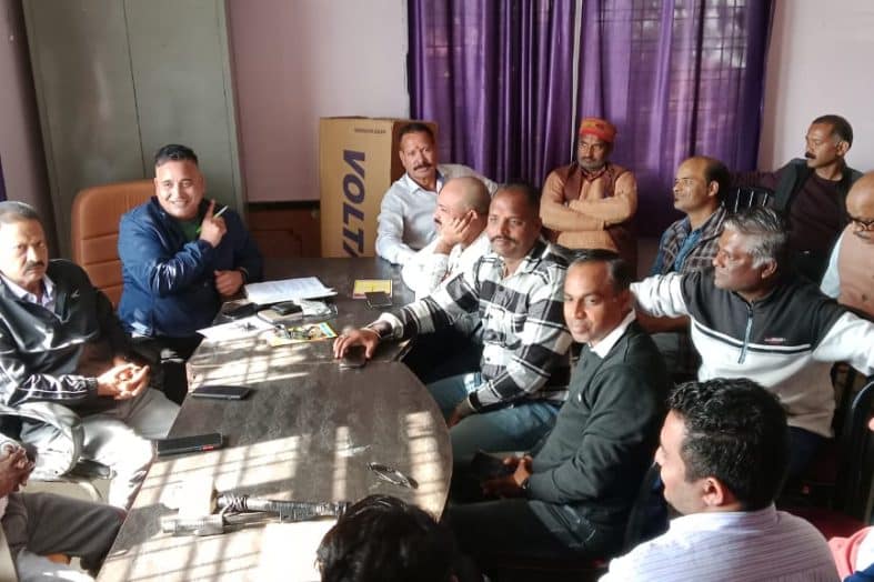 ऋषिकेश प्रेस क्लब और श्रमजीवी पत्रकार यूनियन शाखा ऋषिकेश ने दोहरी सदस्यता वालों को किया असम्बद्ध घोषित, मांगा स्पष्टीकरण।