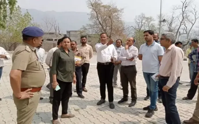 ऋषिकेश में चारधाम यात्रियों के लिए नई सुविधा, लगाए जाएंगे 15 कियोस्क बूथ