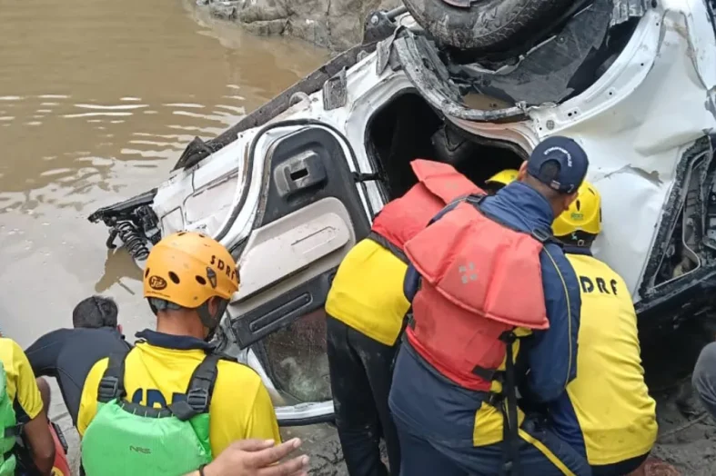 उत्‍तराखंड के टिहरी में बड़ा हादसा, खाई में गिरी शादी में जा रही थार; एक ही परिवार के पांच लोगों की मौत