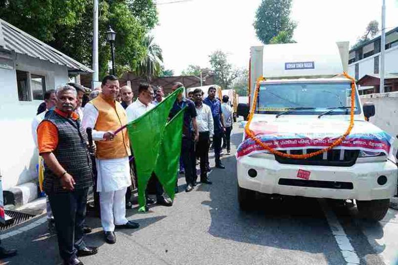 लैब ऑन व्हील्स-मोबाइल साइंस लैब परियोजना के द्वितीय चरण का मुख्यमंत्री ने किया शुभारंभ।