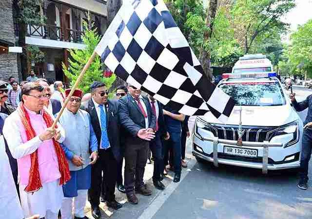 धामी ने सिक्स सिग्मा उच्च हिमालयी चिकित्सा सेवा का किया फ्लैग ऑफ, संजीवनी किट भी लॉन्च