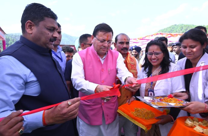 मुख्यमंत्री ने चौखुटिया में मां अग्नेरी के ऐतिहासिक मंदिर प्रांगण में आयोजित चैत्र अष्टमी मेले में किया प्रतिभाग