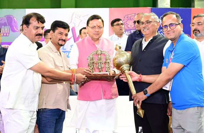 मुख्यमंत्री ने वंदना कटारिया इंडोर स्टेडियम रोशनाबाद में आयोजित युवा ऑल स्टार्स चैम्पियनशिप-2025 के समापन समारोह में किया प्रतिभाग