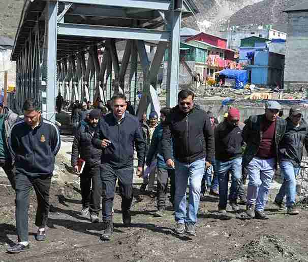 यात्रियों के लिए उपलब्ध रहेगा गर्म पानी, स्वच्छता पर रहेगा विशेष ध्यान : मुख्य सचिव
