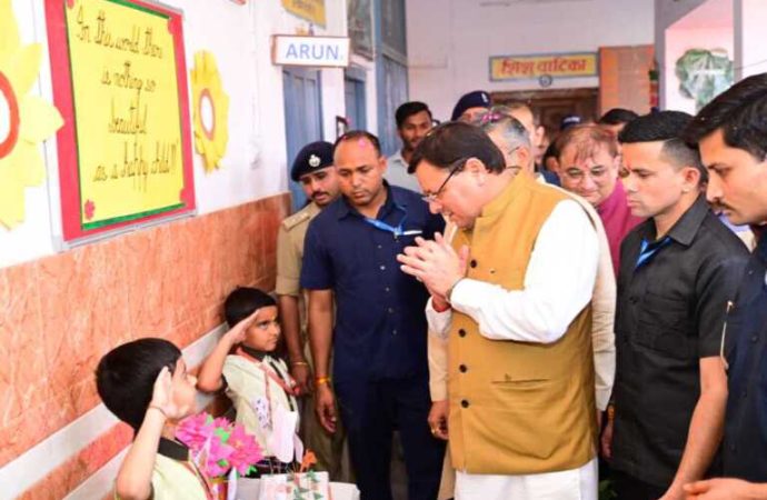 “राज्य के 500 स्कूलों में वर्चुअल क्लासरूम, ‘लैब ऑन व्हील्स’ पहल की शुरुआत!”