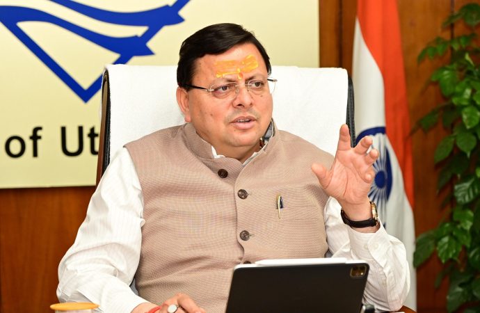 सभी डीएम पेयजल किल्लत वाले स्थानों को चिन्हित कर कार्य योजना बनाएं, शिकायतों का रिस्पॉन्स टाइम करे कम- सीएम धामी