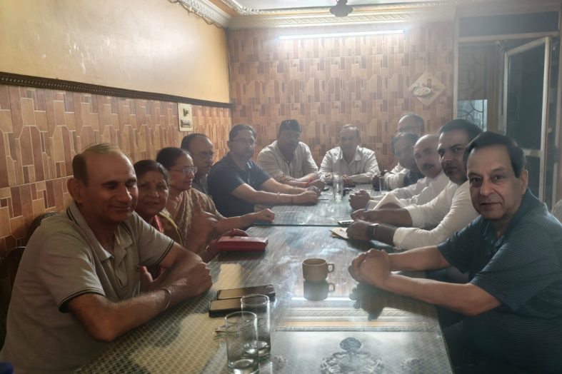 हरबंस कपूर मेमोरियल ट्रस्ट द्वारा बैडमिंटन प्रतियोगिता का आयोजन