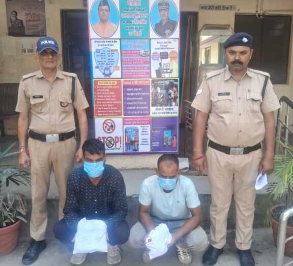 मंदिर के हुई चोरी की घटना का दून पुलिस ने किया खुलासा