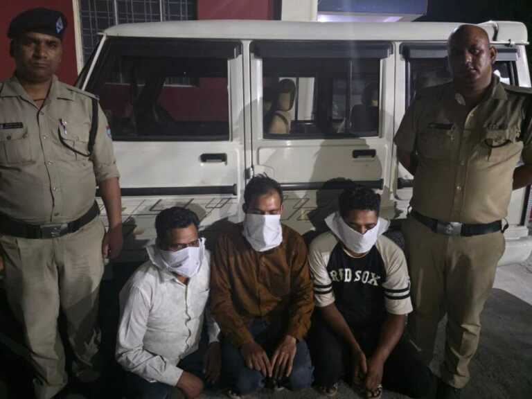नकली पनीर की कालाबाजारी में लिप्त 03 मुख्य अभियुक्त आये दून पुलिस की गिरफ्त में।