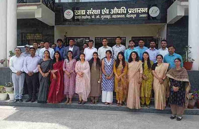 उत्तराखंड में नवचयनित औषधि निरीक्षकों का प्रशिक्षण प्रारंभ, गुणवत्तायुक्त औषधियों की उपलब्धता सुनिश्चित करने पर जोर — डॉ. आर. राजेश कुमार
