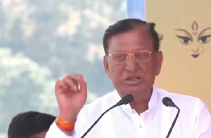 सीएम धामी के नारे लगा रहे कांग्रेस विधायक अर्थात विकास की प्रतिध्वनि:खजान दास