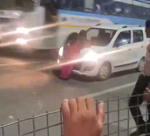 हरिद्वार में नशे में धुत महिला का हाई वोल्टेज ड्रामा, वीडियो वायरल