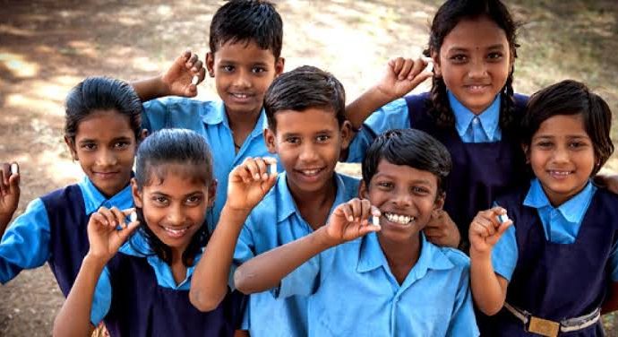 आयु 1 से 19 वर्ष के सभी बच्चों और किशोरों को खिलाई गई ‘एल्बेंडाजॉल’ कृमिनाशक दवा