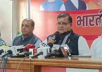 भाजपा अध्यक्ष महेंद्र भट्ट ने दी पूर्व सीएम त्रिवेंद्र को नसीहत, बोले- संयम के साथ रखनी चाहिए बात