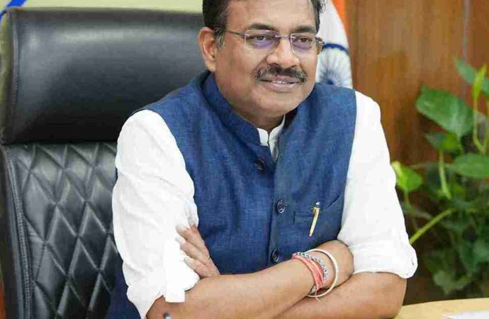 मुख्य सचिव ने सचिवालय में चेक डैम प्रगति की समीक्षा, प्रस्तावों में गति लाने व साप्ताहिक मॉनीटरिंग के निर्देश