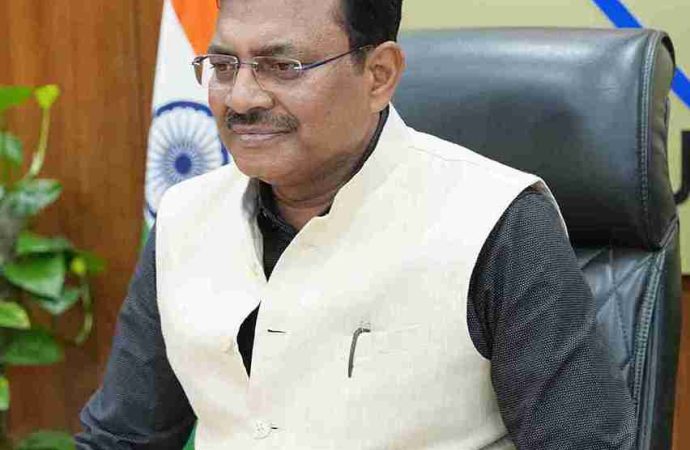 मुख्य सचिव ने की शिक्षा विभाग की समीक्षा