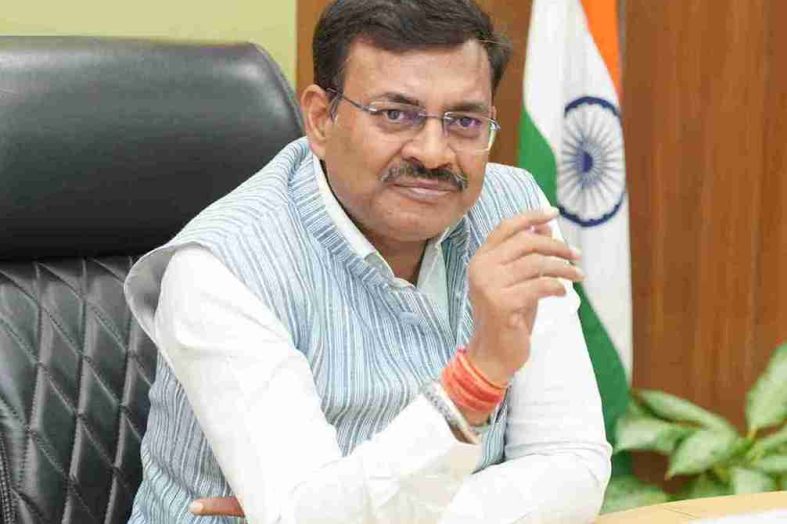 01 मई, 2025 से विभागों में अनिवार्य रूप से बायोमैट्रिक उपस्थिति सुनिश्चित करें अधिकारी: मुख्य सचिव