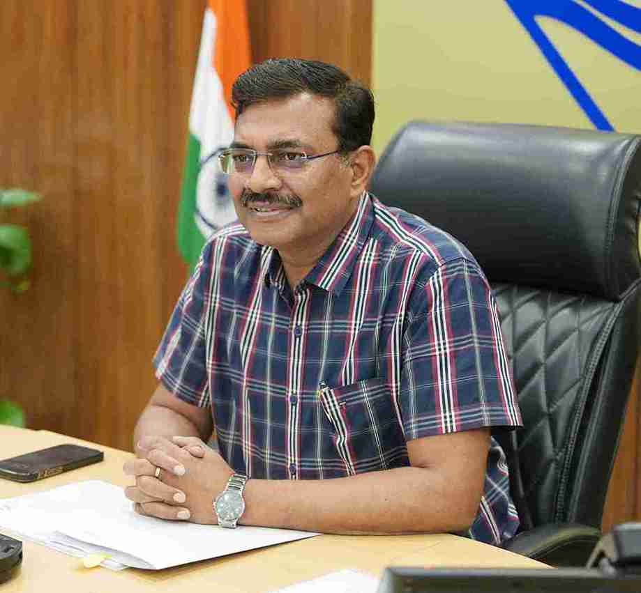 मुख्य सचिव ने ली मंडल रेल प्रबंधक मुरादाबाद एवं इज्जतनगर के साथ बैठक