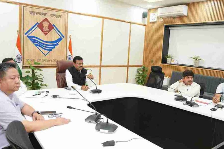 विश्व पर्यावरण दिवस को लेकर मुख्य सचिव ने की समीक्षा बैठक, प्लास्टिक प्रदूषण खत्म करने पर रहेगा फोकस