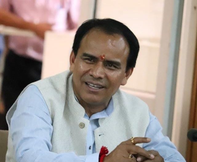 गढ़वाल के पांच दिवसीय दौरे पर कैबिनेट मंत्री डॉ. धन सिंह रावत