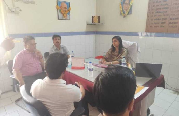 मिशन निदेशक ने राज्य मानसिक स्वास्थ्य संस्थान (SMHI), सेलाकुई का दौरा कर राज्य टेली. मानस सेल की प्रगति की समीक्षा की