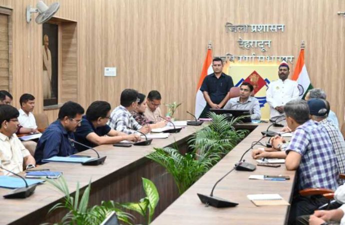 उत्तराखंड में कोरोना की दस्तक से देहरादून जिला प्रशासन अलर्ट।