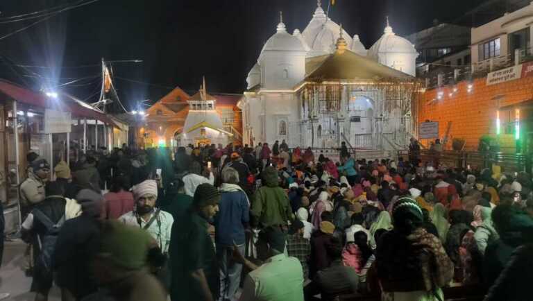 गंगोत्री-यमुनोत्री धाम में श्रद्धालुओं की रिकॉर्ड भीड़, 27 दिन में 5 लाख से अधिक ने किए दर्शन
