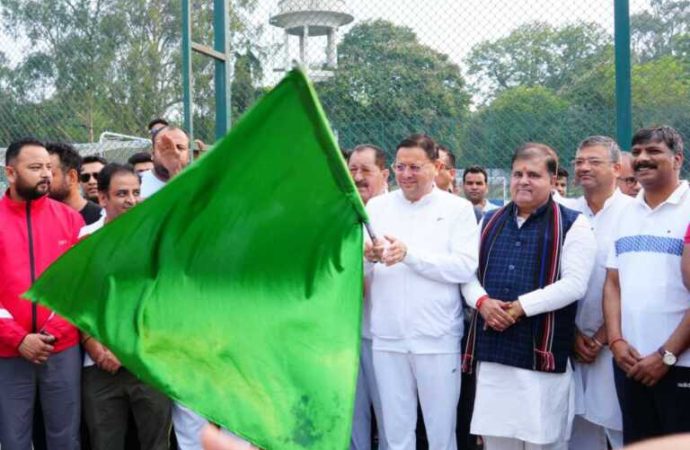 मुख्यमंत्री धामी ने ‘अहिल्या स्मृति मैराथन’ में लिया भाग