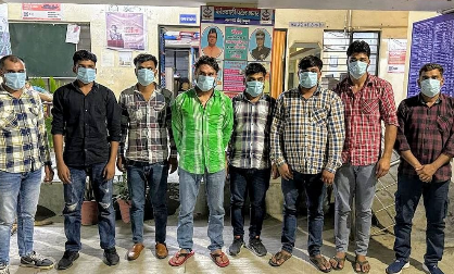 दून में बड़ी कार्रवाई, परीक्षा में इलेक्ट्रॉनिक डिवाइस के साथ 17 अभ्यर्थी गिरफ्तार