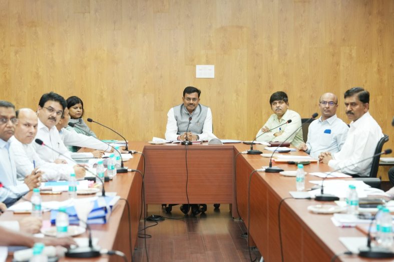 लोगों तक स्वच्छ, सस्ती, सुलभ और विश्वसनीय ऊर्जा पहुंच सुनिश्चित करें ऊर्जा विभाग: मुख्य सचिव।