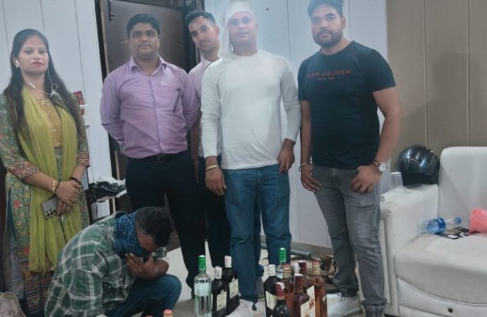 हरियाणा से तीर्थ नगरी ऋषिकेश पहुंची इंपोर्टेड शराब, 110 बोतल बरामद