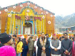 बदरीनाथ केदारनाथ मंदिर समिति से जुड़े 45 अन्य मंदिरों यात्रा व्यवस्था को भव्य बनाया जायेगा – हेमंत द्विवेदी ।