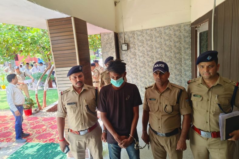 मलखान हत्याकांड…मोबाइल चलाने से रोका तो बेटे ने पिता को मारी गोली